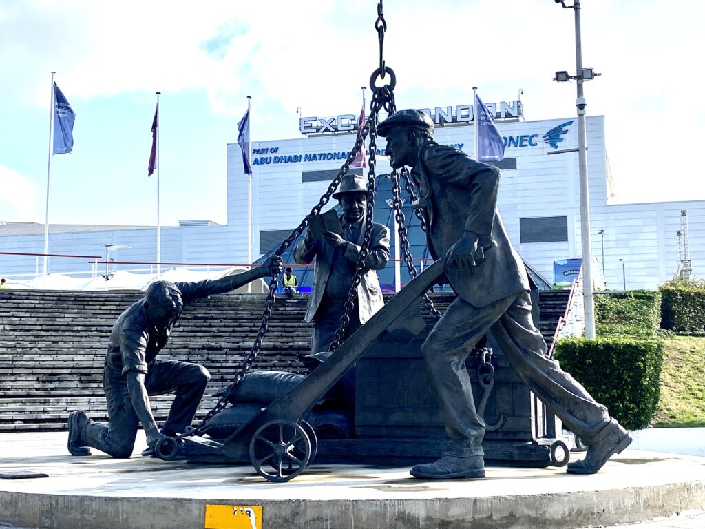 Statue in London Dockland